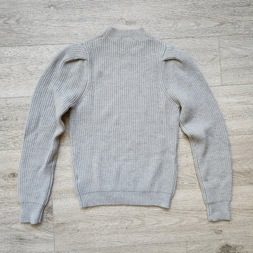 Stitch and Knot Gray Sweater Womens Small Long Sleeves Cozy Pleated Nwt - Picture 6 of 8
